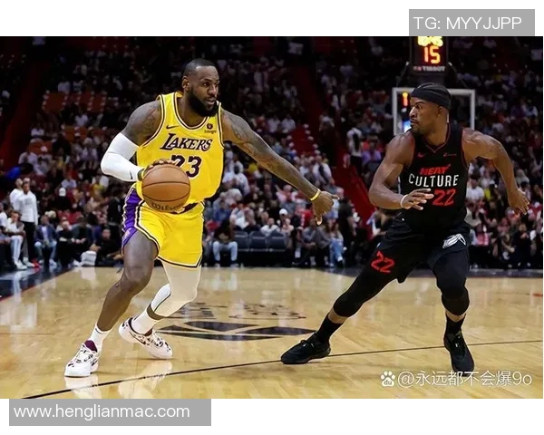 热火与湖人常规赛对决回顾及精彩瞬间分析