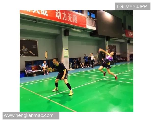 武汉羽毛球队比赛经验分享与提升策略探讨分析